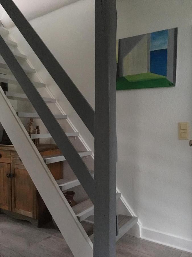 Privates Appartment Ferienwohnung Im Einfamilienhaus デュッセルドルフ エクステリア 写真